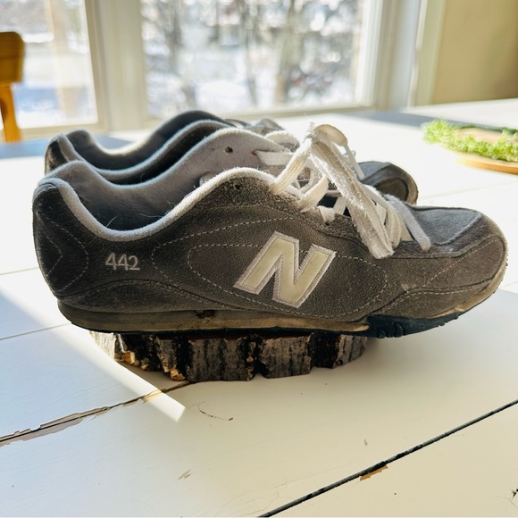 New Balance 442 Grey Suede - Picture 1 of 6